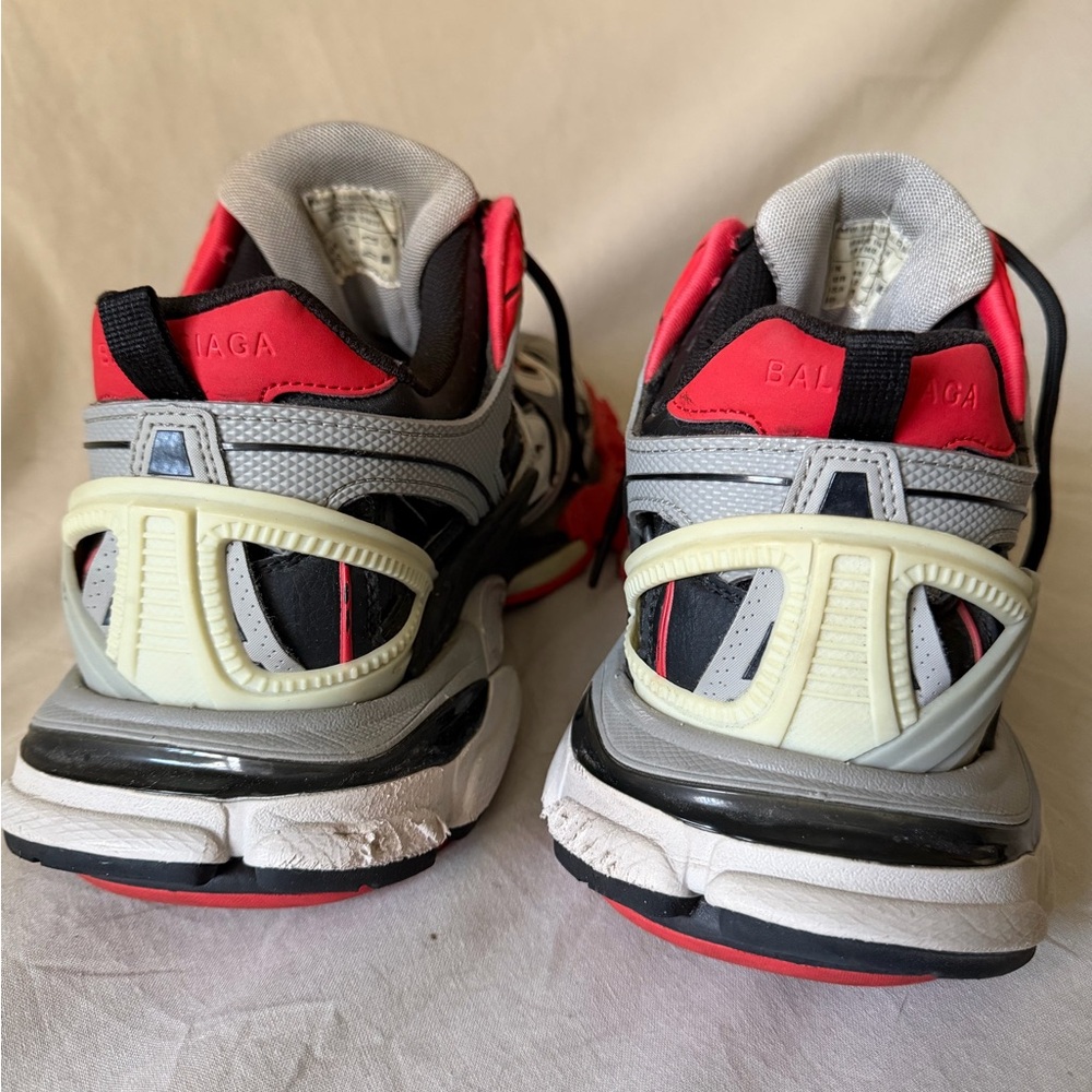 Balenciaga Track 2 Men's Red and Black Sneakers - Picture 7 of 12